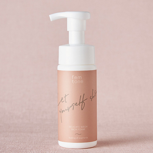 fem tone(フェムトーン) デリケートウォッシュ リッチフォームAY